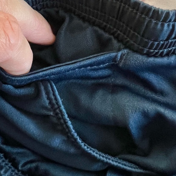 Nike Dri-FIT Women's Lined Navy Blue, Red & White 3.5" Inseam Running Shorts- XS - Picture 6 of 8